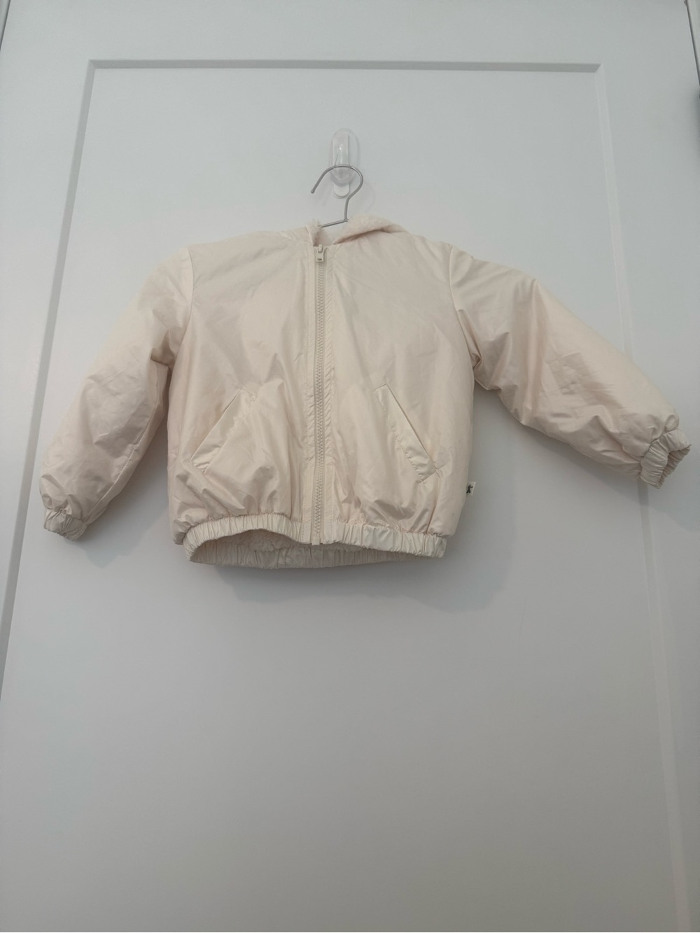 Kids Hooded Puffer Jacket in Cream
